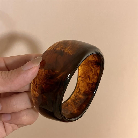 Bracelet en résine large marron
